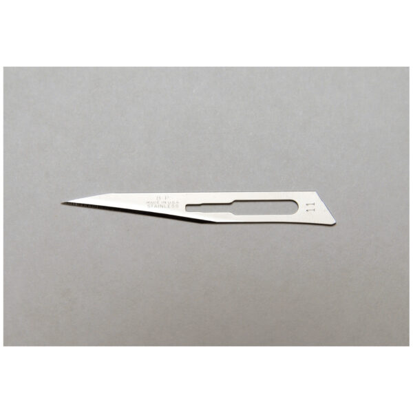 ASPEN SURGICAL BARD-PARKER® SAFETYLOCK™ CARBON STEEL BLADES WITH RIB-BACK™ DESIGN